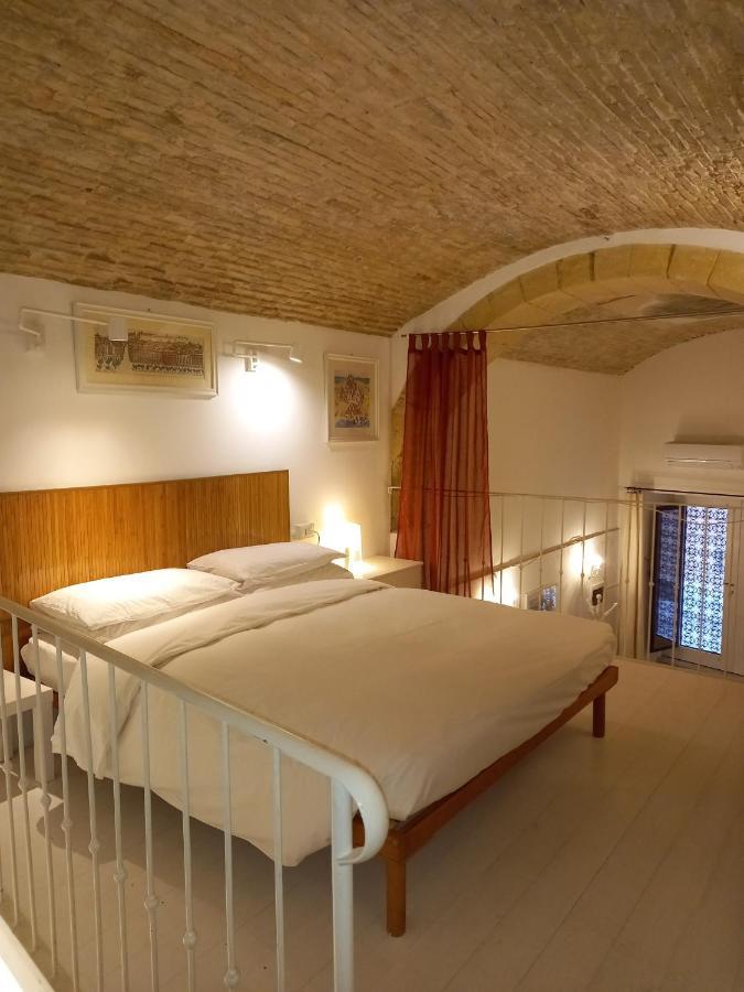 Residenze Palazzo Pes Διαμέρισμα Κάλιαρι Εξωτερικό φωτογραφία