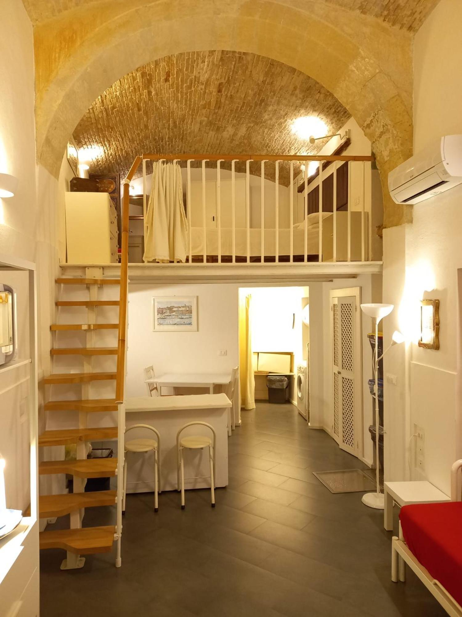 Residenze Palazzo Pes Διαμέρισμα Κάλιαρι Εξωτερικό φωτογραφία