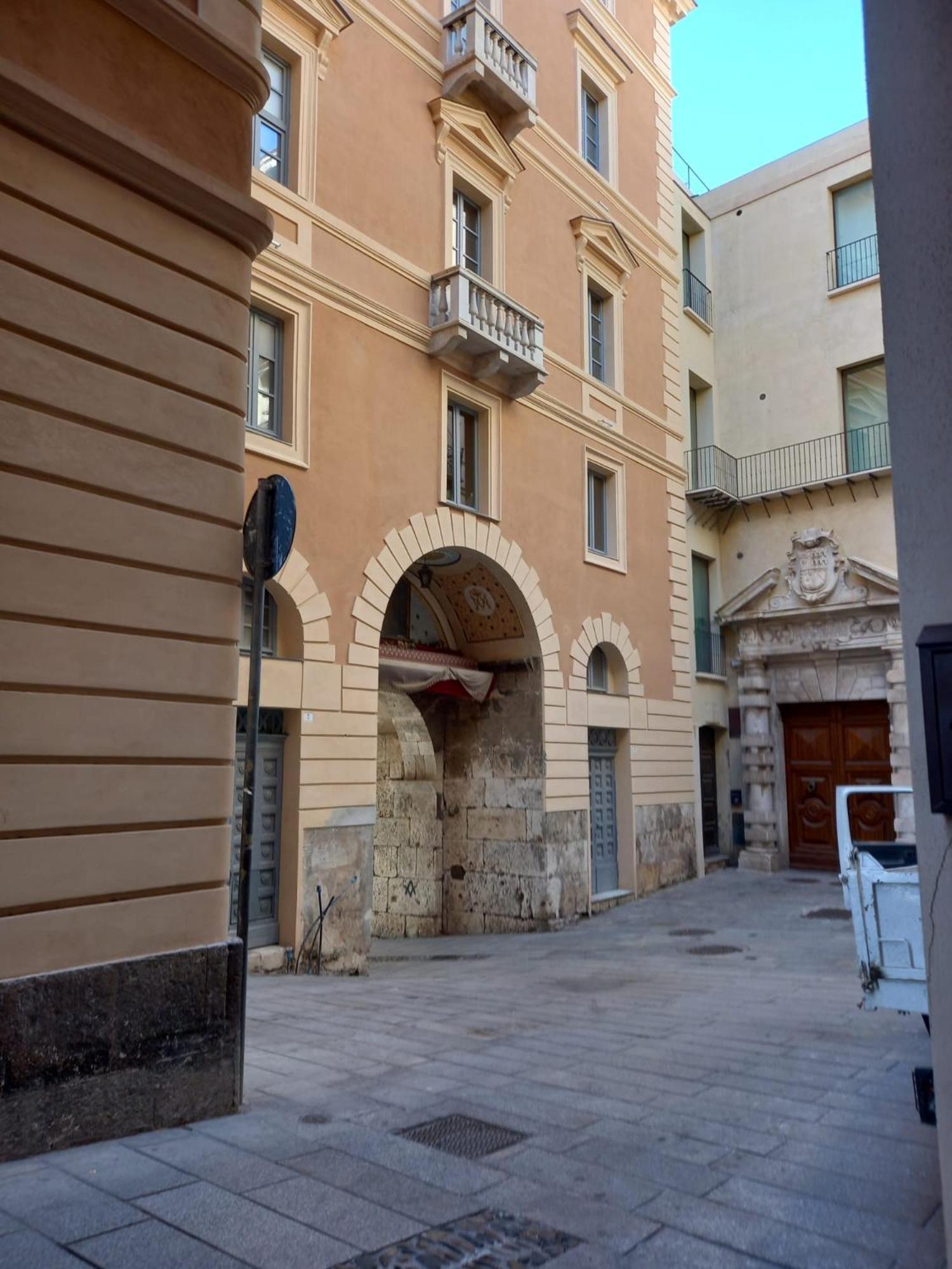 Residenze Palazzo Pes Διαμέρισμα Κάλιαρι Εξωτερικό φωτογραφία